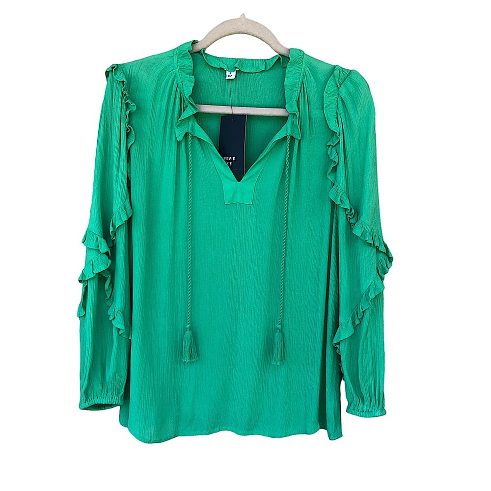 Crown & Ivy Neck Tie Tassels Detail Long Sleeve Green Tiered Pull On Blouse